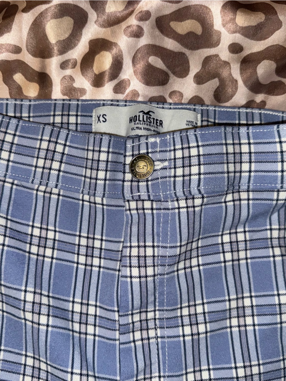Hollister Light Blue and White Plaid High Rise Skinny Pant